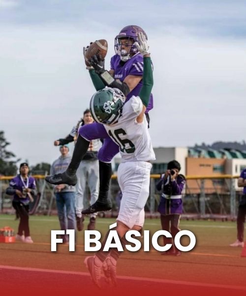Estudiante de intercambio en Estados Unidos jugando un partido de fútbol americano