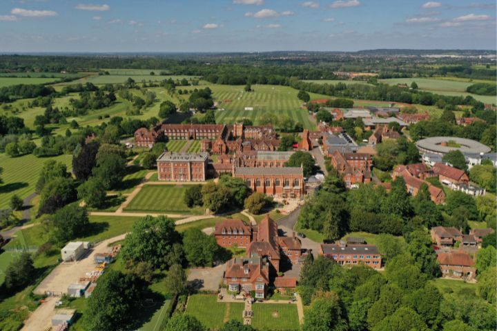 Vista aérea del expectacular campus de Radley College donde se lleva a cabo el campamento de verano del Liverpool FC