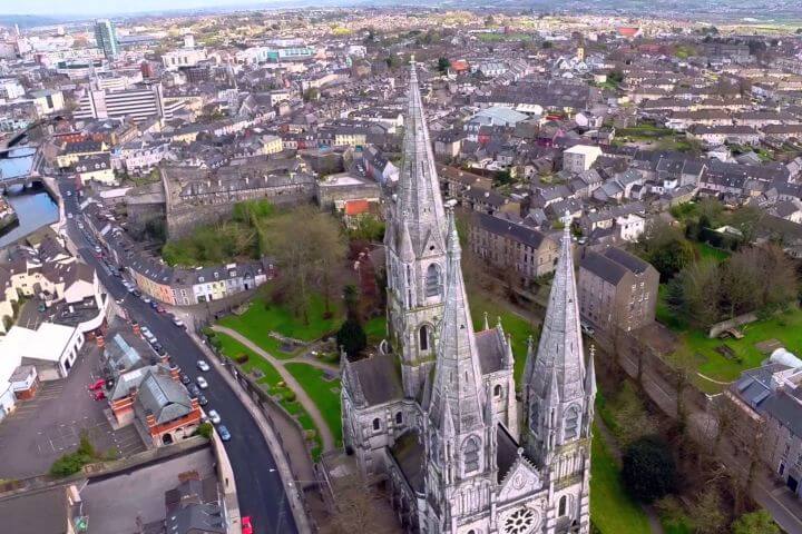 cork irlanda otridiomas