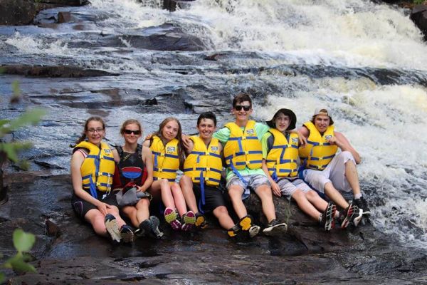Excursión a unas cataratas de un instituto de Canadá